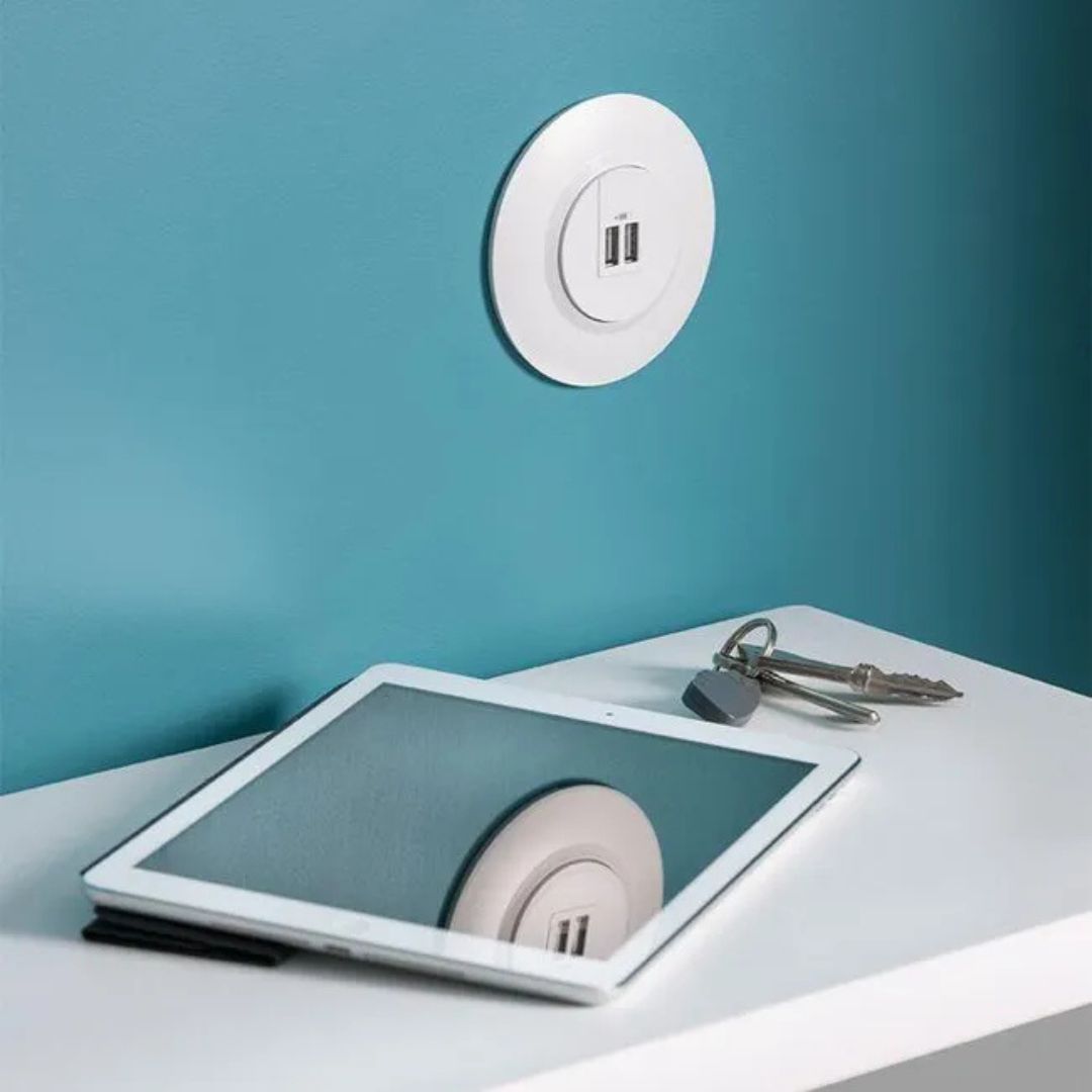Plaque de Finition Ronde Legrand Dooxie – 1 Poste – Blanc Pur